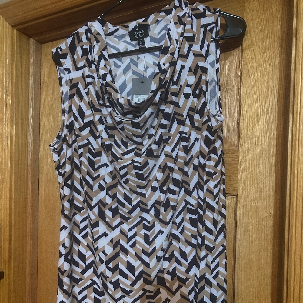 NWT Scoop Neck Dress Tank